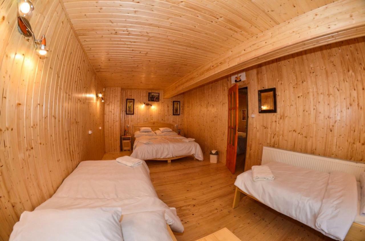Malom Apartman Derekegyhaz Exterior foto